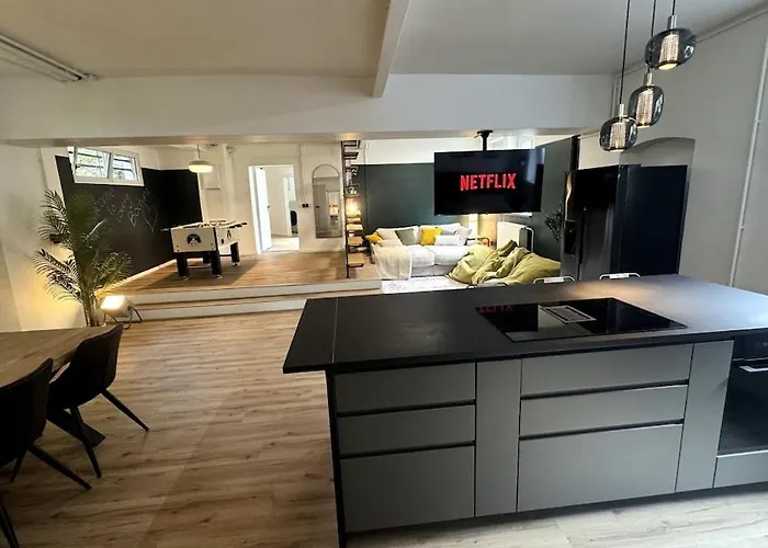 Appartement Cozy Loft With Parking I Wifi I Netflix