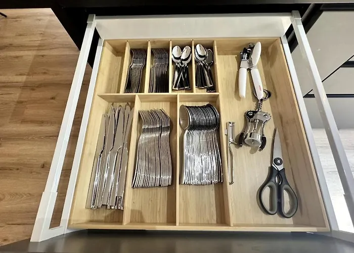 Cozy Loft With Parking I Wifi I Netflix