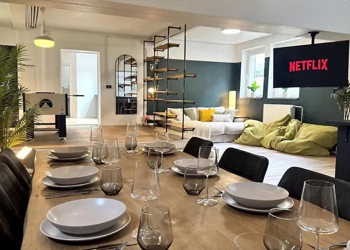 Appartement Cozy Loft With Parking I Wifi I Netflix *